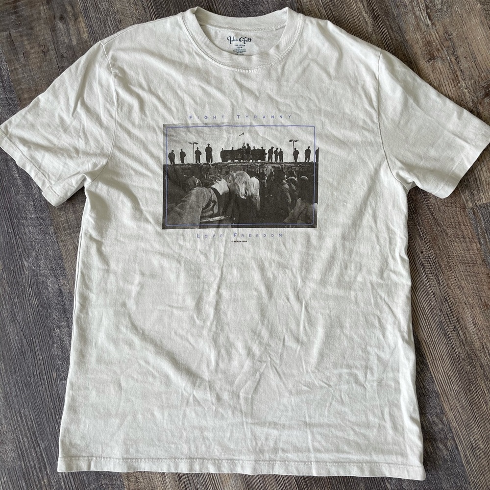 Brandy Melville T